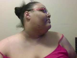 PrincessJessica35 nude is waiting to chat with you live for FREE