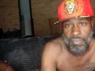 Dangerous-Chocolate nude is waiting to chat with you live for FREE