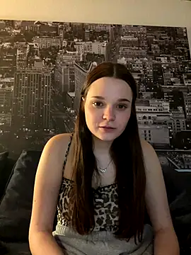 ElenaMariee nude pussy Live Sex Chat & Recorded Videos