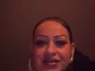 JuiceyMami nude is waiting to chat with you live for FREE
