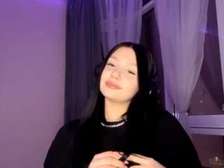 JuliannaHartke nude is waiting to chat with you live for FREE