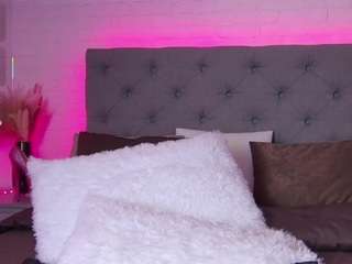 Moor-Muffin nude is waiting to chat with you live for FREE