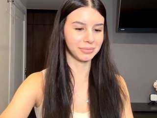 BetseyBlitch nude is waiting to chat with you live for FREE