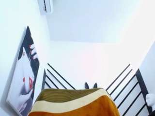 Emmabigcock nude is waiting to chat with you live for FREE