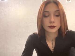 AriaMontero nude is waiting to chat with you live for FREE