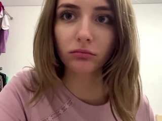 PaulettaRenard nude is waiting to chat with you live for FREE