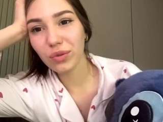 PearlyZurawski nude is waiting to chat with you live for FREE
