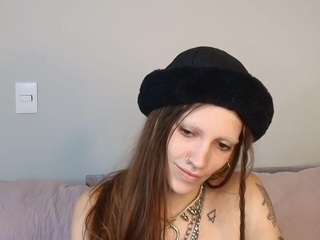 Peggy-Ross nude is waiting to chat with you live for FREE