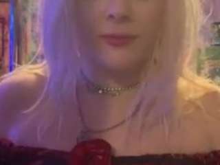 Skanky3panky nude is waiting to chat with you live for FREE