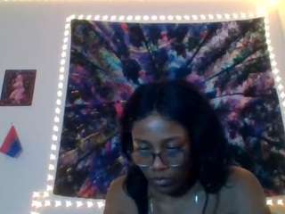 Violetriot7 nude is waiting to chat with you live for FREE