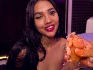 Xxbunny and bullxx nude is waiting to chat with you live for FREE