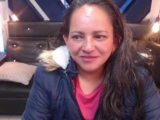 Alison-marr nude is waiting to chat with you live for FREE