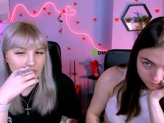 Bonnie-crystal nude is waiting to chat with you live for FREE