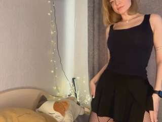 MarceneMorici nude is waiting to chat with you live for FREE