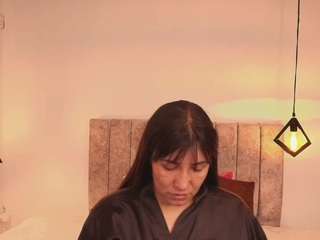 Gia-Fox nude is waiting to chat with you live for FREE