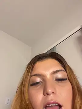 melyssaa23 nude pussy Live Sex Chat & Recorded Videos