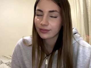 TrudieBeaumont nude is waiting to chat with you live for FREE