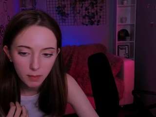 Chloe-ley1 nude is waiting to chat with you live for FREE