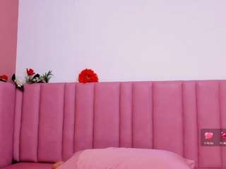 Iris-cuteface nude is waiting to chat with you live for FREE