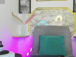 Jaulyn-18 nude is waiting to chat with you live for FREE