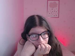 Kailee-Ch nude is waiting to chat with you live for FREE