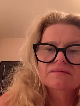 Love_Lee_xo nude pussy Live Sex Chat & Recorded Videos