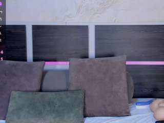 Natalia-Cruzz nude is waiting to chat with you live for FREE