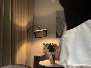 RoseliaBasemore nude is waiting to chat with you live for FREE