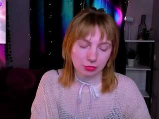 Susie-miu nude is waiting to chat with you live for FREE