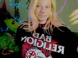 SweetSansarella nude is waiting to chat with you live for FREE