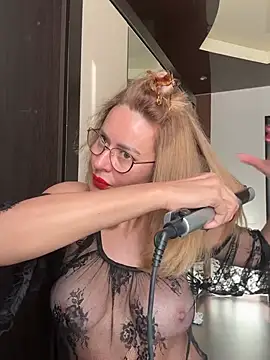 Tania201243 nude pussy Live Sex Chat & Recorded Videos