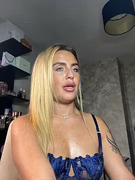 CharlottemilfUKx nude pussy Live Sex Chat & Recorded Videos
