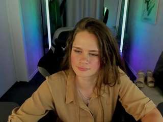 Datsi-Benson nude is waiting to chat with you live for FREE