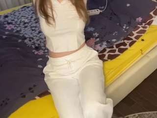 ElidiaBirdtail nude is waiting to chat with you live for FREE
