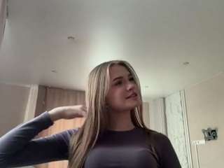 JillBarraclough nude is waiting to chat with you live for FREE