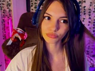 PaulinaCione nude is waiting to chat with you live for FREE