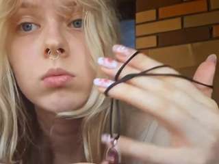 RevaLaflin nude is waiting to chat with you live for FREE