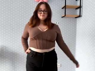 AndraOlmeda nude is waiting to chat with you live for FREE