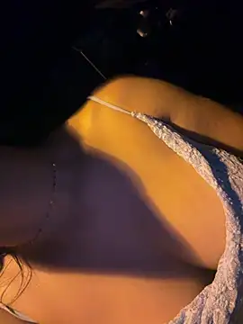 Candy_lyx nude pussy Live Sex Chat & Recorded Videos
