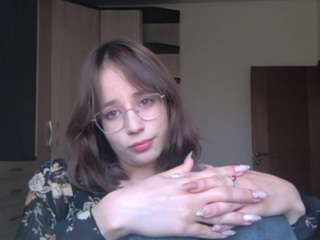 Leyla nude is waiting to chat with you live for FREE