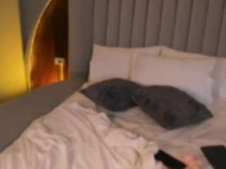 LiliLanner nude is waiting to chat with you live for FREE