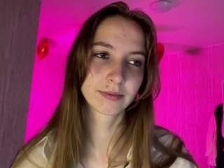 Merry nude is waiting to chat with you live for FREE