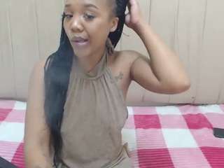 YellowBonePutty nude is waiting to chat with you live for FREE